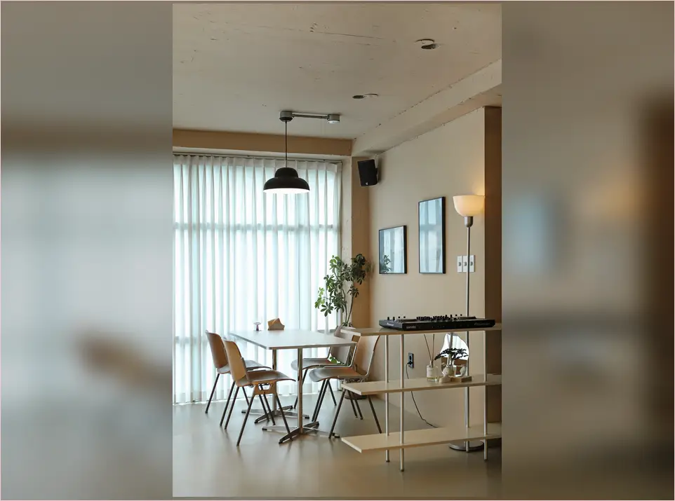 인덕원 펍 인테리어 현장 사진 4